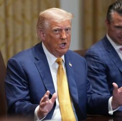 Новини України - Трамп зробив заяву про постачання зброї Україні