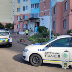 Новини Києва - У Києві дитина випала з вікна 21 поверху