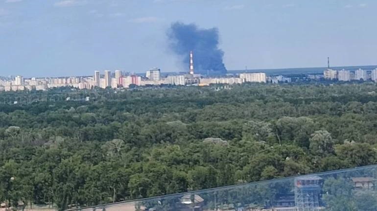 Новини Києва - У Києві пролунав вибух на лівому березі, зникло світло