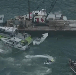 Новини світу - У Маямі баржа зіткнулася з човном, загинули діти