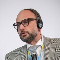 Новини бізнесу - У Метінвесті назвали головні умови відновлення промисловості України