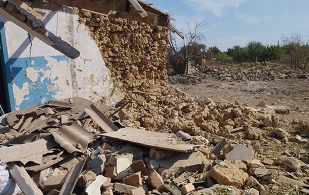 Новини України - У передмісті Херсона внаслідок обстрілу постраждали батько з дитиною