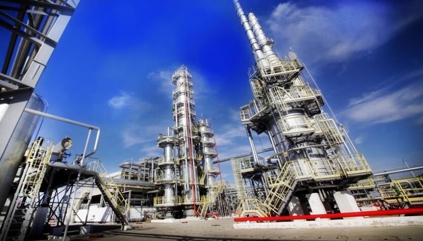 Новини світу - У Росії заявили про атаку дронів на Ільський НПЗ