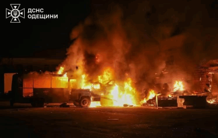 Новини України - Удар по Одесі: загинув чоловік, є руйнування