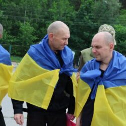 Новини України - Україна повернула з полону військових і цивільних