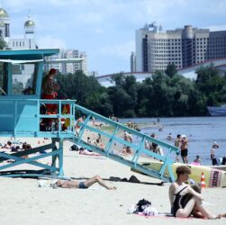 Новини України - Українцям прогнозують спеку з локальними грозами