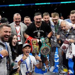 Новини спорту - Усик прибув до України після перемоги в реванші