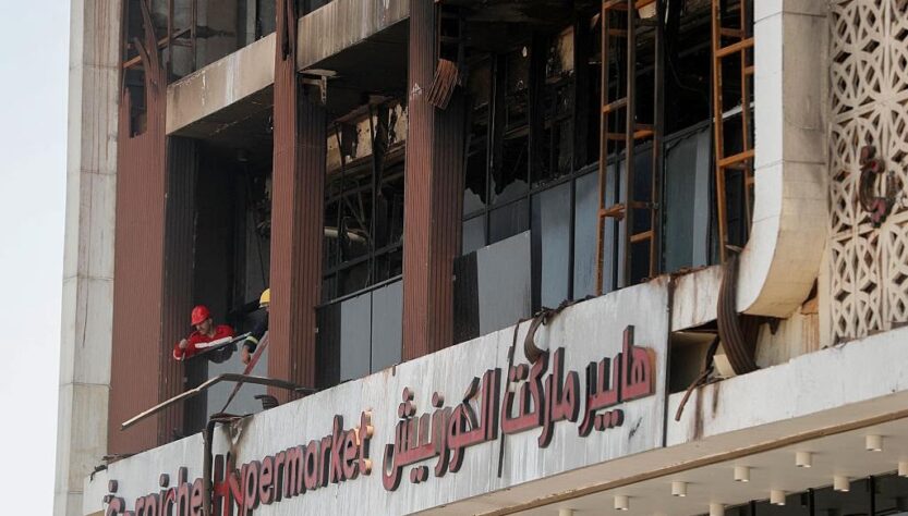 Новини світу - В Іраку сталася пожежа в торговому центрі, понад 60 загиблих