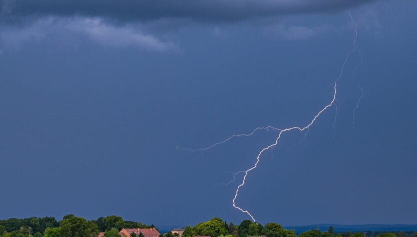 Новини України - В Україні оголосили жовтий рівень небезпеки через грози
