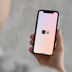 Новини України - В Україні вводять Дія.Картку для держвиплат