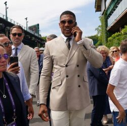 Новини спорту - Вемблі чекає зірок: названі запрошені гості на бій Усик - Дюбуа