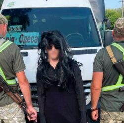 Новини України - Видавав себе за жінку: на Одещині піймали ухилянта