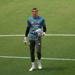 Новини спорту - Відомий іспанський гранд має намір підписати українського голкіпера