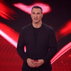 Новини спорту - Володимир Кличко відреагував на тріумф Усика у поєдинку з Дюбуа