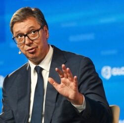 Новини світу - Вучич спростував слова міністра про можливі санкції проти РФ