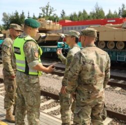 Новини світу - Якщо війна з РФ: НАТО не перекине швидко війська - аналітики