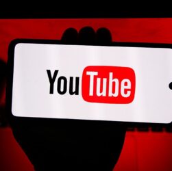 Новини світу - YouTube видалив майже 11 тис. каналів через пропаганду з РФ та Китаю