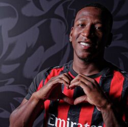 Новини спорту - Захисник Брайтона перейшов до Мілана