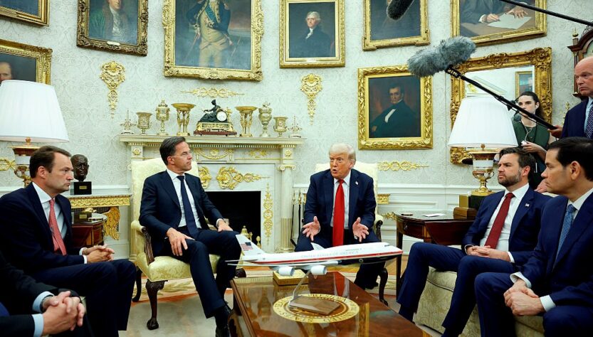 Новини світу - Зброя США готова до відправки в Україну - ЗМІ