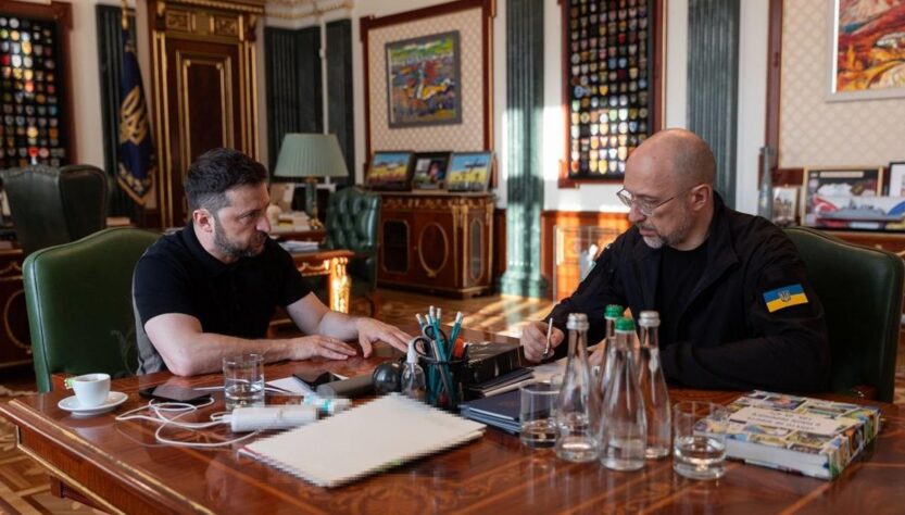 Новини України - Зеленський озвучив очікування від Міноборони