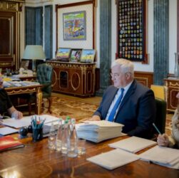 Новини України - Зеленський поставив Шмигалю завдання щодо оборони