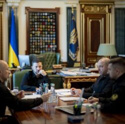 Новини України - Зеленський провів нараду щодо оборонної сфери