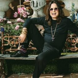 Новини культури - Журналісти з’ясували подробиці останніх годин Оззі Осборна