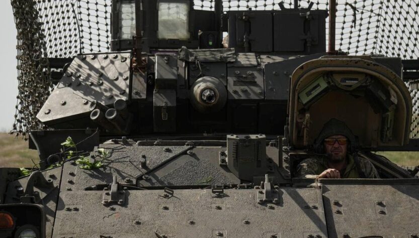 Новини України - ЗСУ відбивають штурми на 12 напрямках - Генштаб