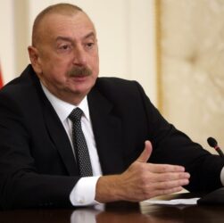 Новини світу - Алієв наказав готувати Азербайджан до війни