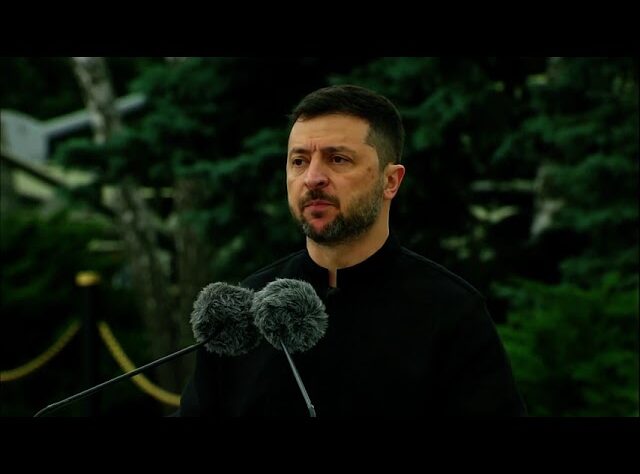 Привітання Президента України з Днем Державного Прапора України