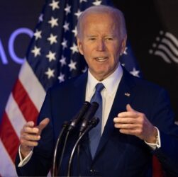 Новини світу - Байден спрогнозував "темні часи" у США за часів Трампа