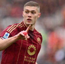 Новини спорту - Битва за Довбика: інсайдер поділився подробицями переговорів