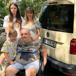 Новини України - Благодійники надали ветерану 66-ї ОМБр інклюзивне авто