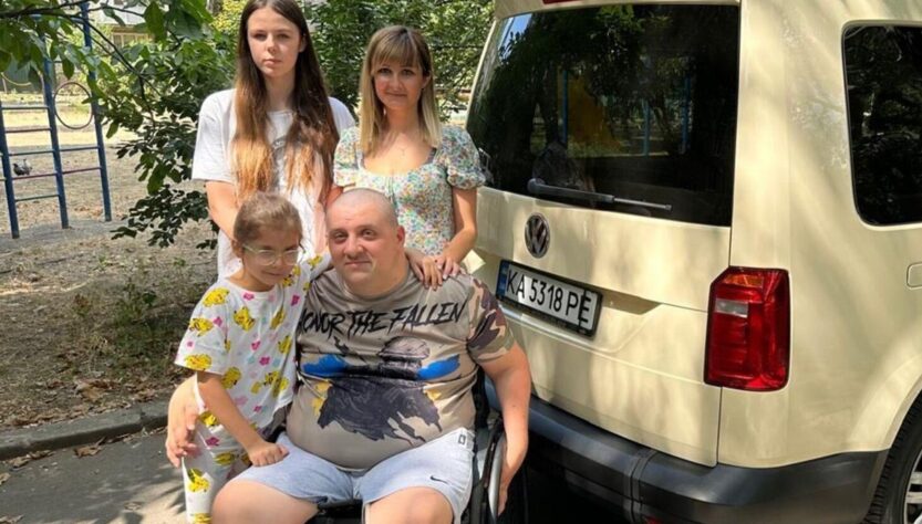 Новини України - Благодійники надали ветерану 66-ї ОМБр інклюзивне авто