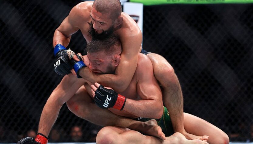 Новини спорту - Чимаєв здолав Дю Плессі та здобув титул UFC