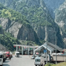 Новини України - Депортованих до Грузії українців забезпечили речами першої потреби