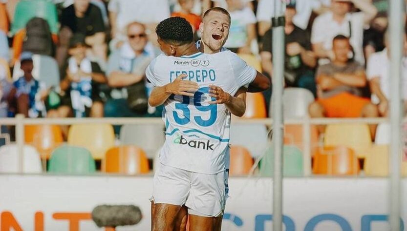 Новини спорту - Динамо лускає Епіцентр як ті горішки, завершуючи гру з рахунком 4:1