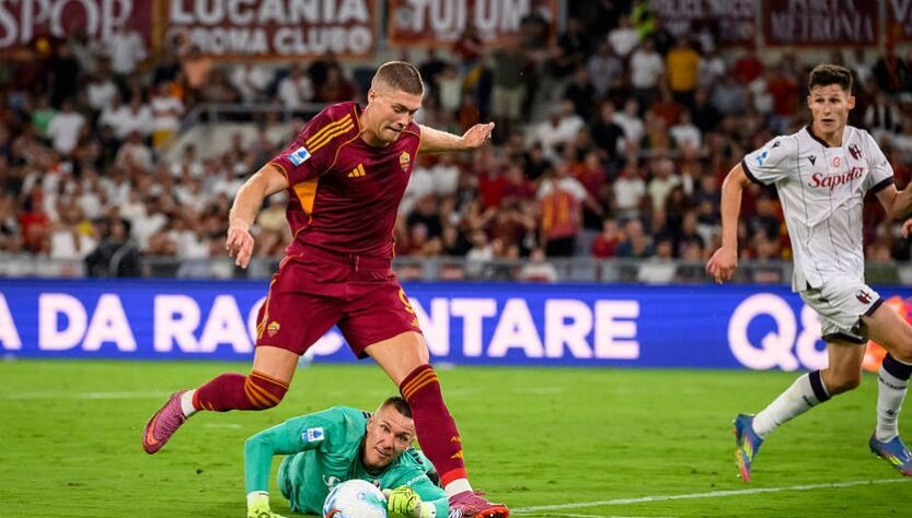 Новини спорту - Довбик отримав оцінки за першу гру сезону в Серії А