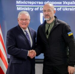Новини України - Дронова угода зі США: Келлог отримав документи