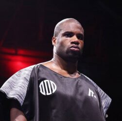 Новини спорту - Дюбуа усунули від боїв після зустрічі з Усиком