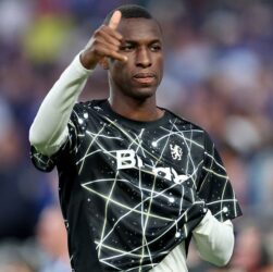 Новини спорту - Форварда Челсі відкликають назад з оренди: його агент коментує