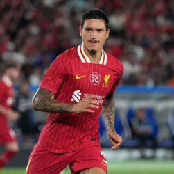 Новини спорту - Форварда Ліверпуля Дарвіна Нуньєса запрошує до себе Аль-Гіляль