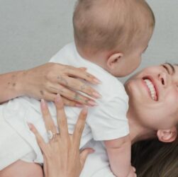 Новини культури - Гейлі та Джастін Бібер відсвяткували перший день народження сина