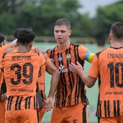 Новини спорту - Гра із Серветтом для Шахтаря склалася так, що вийшла нічия