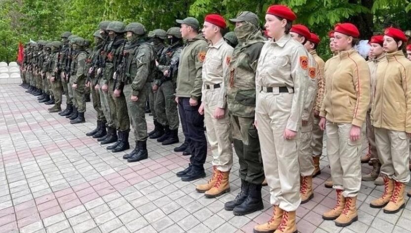 Новини світу - ГУР назвало росіян, що готують викрадених українських дітей для армії РФ