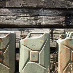 Новини світу - Гуртові ціни на бензин у Росії досягли рекорду