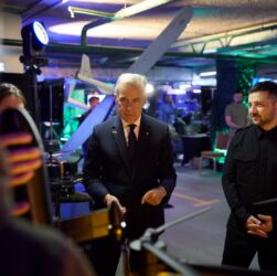 Новини України - Карні оглянув новітні українські воєнні розробки