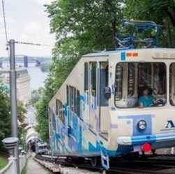 Новини Києва - Київський фунікулер призупинив роботу