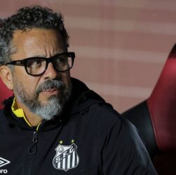 Новини спорту - Клуб Неймара залишився без тренера після нищівної поразки