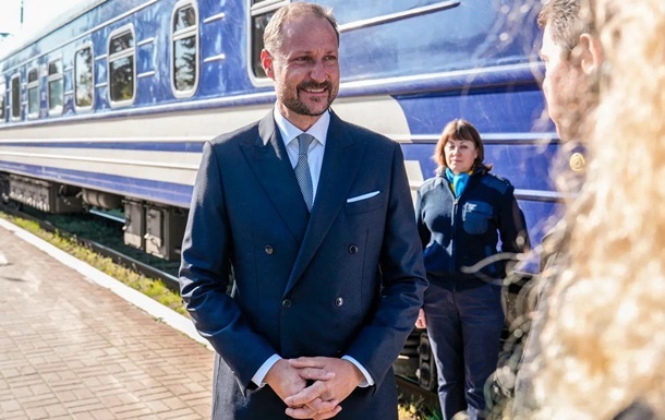 Новини культури - Кронпринц Норвегії відреагував на гучні звинувачення проти пасинка